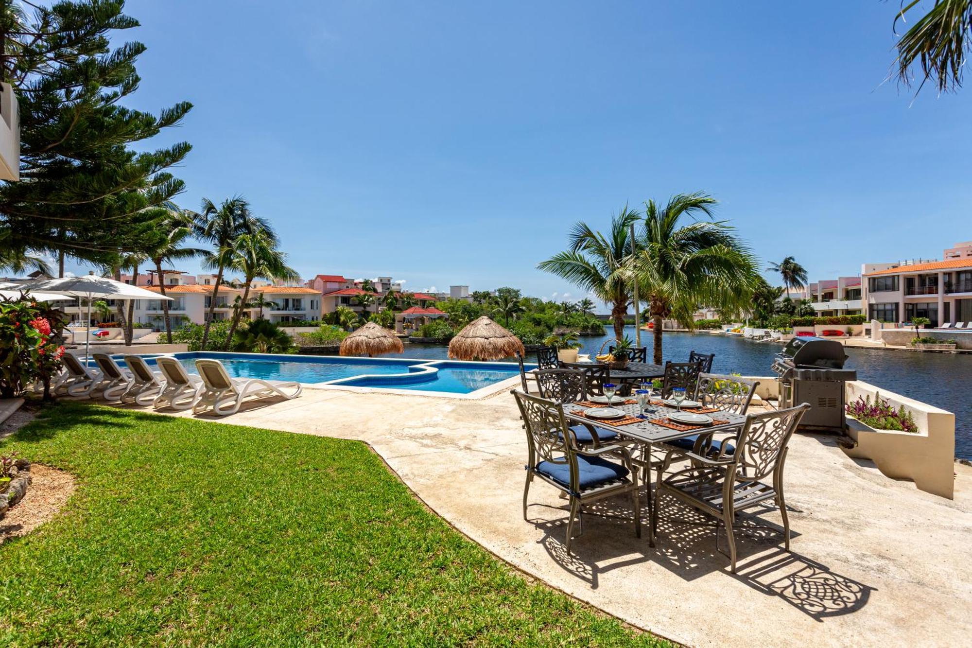 Apartahotel Aventuras Club 4*