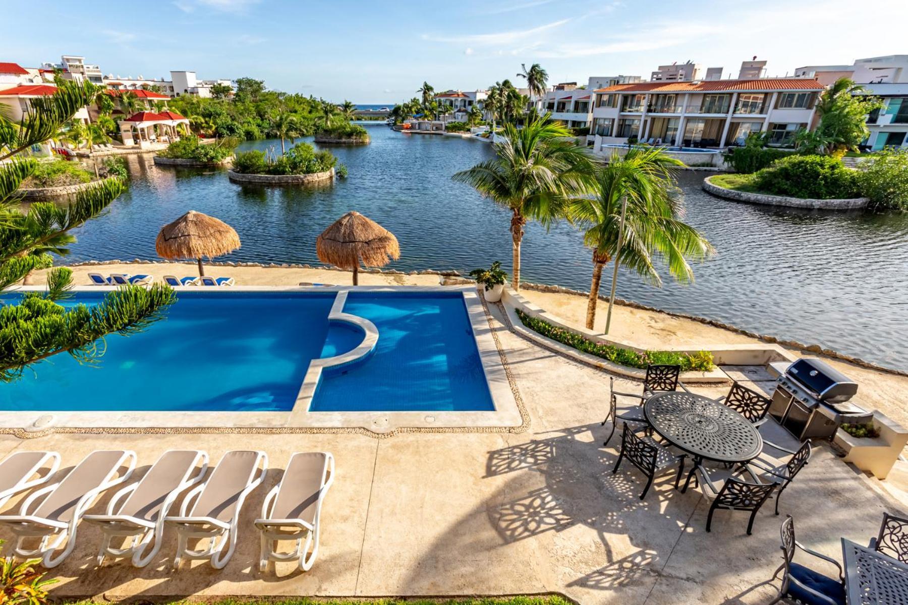 Aventuras Club Apartahotel