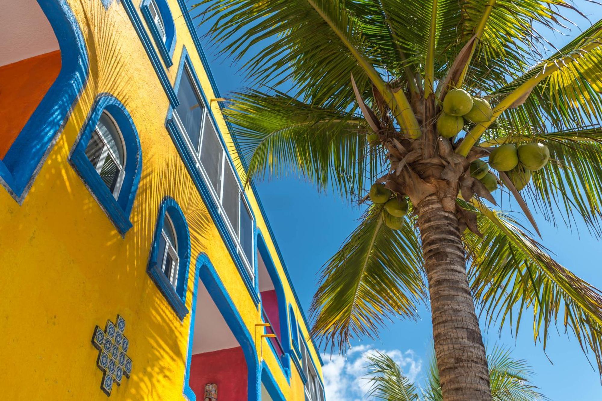 Hotel Del Sol Beachfront