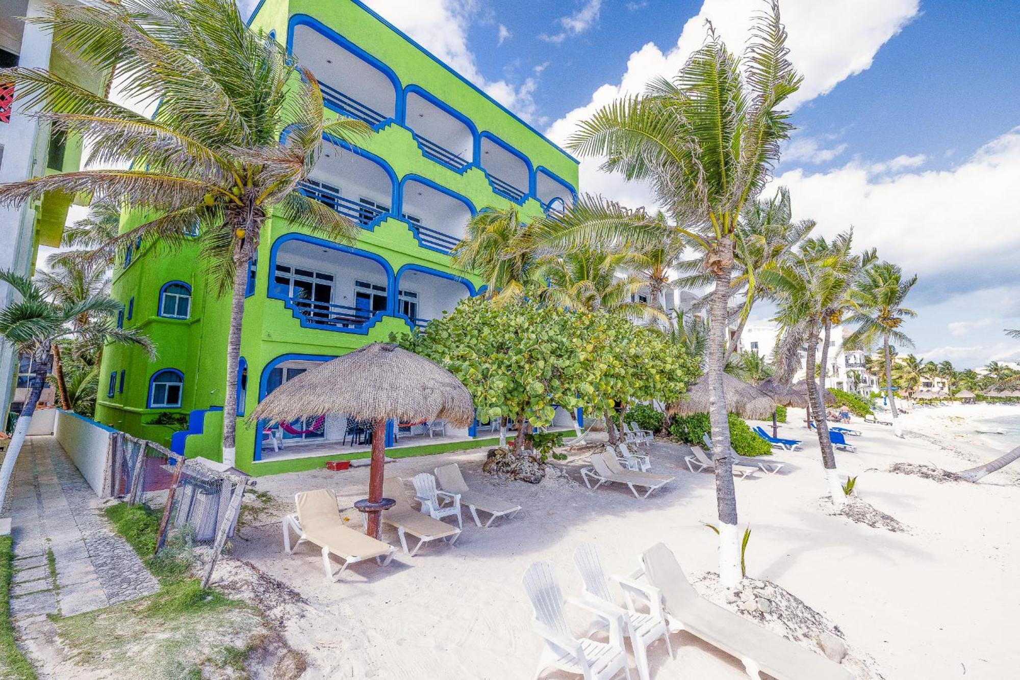 Del Sol Beachfront 2*