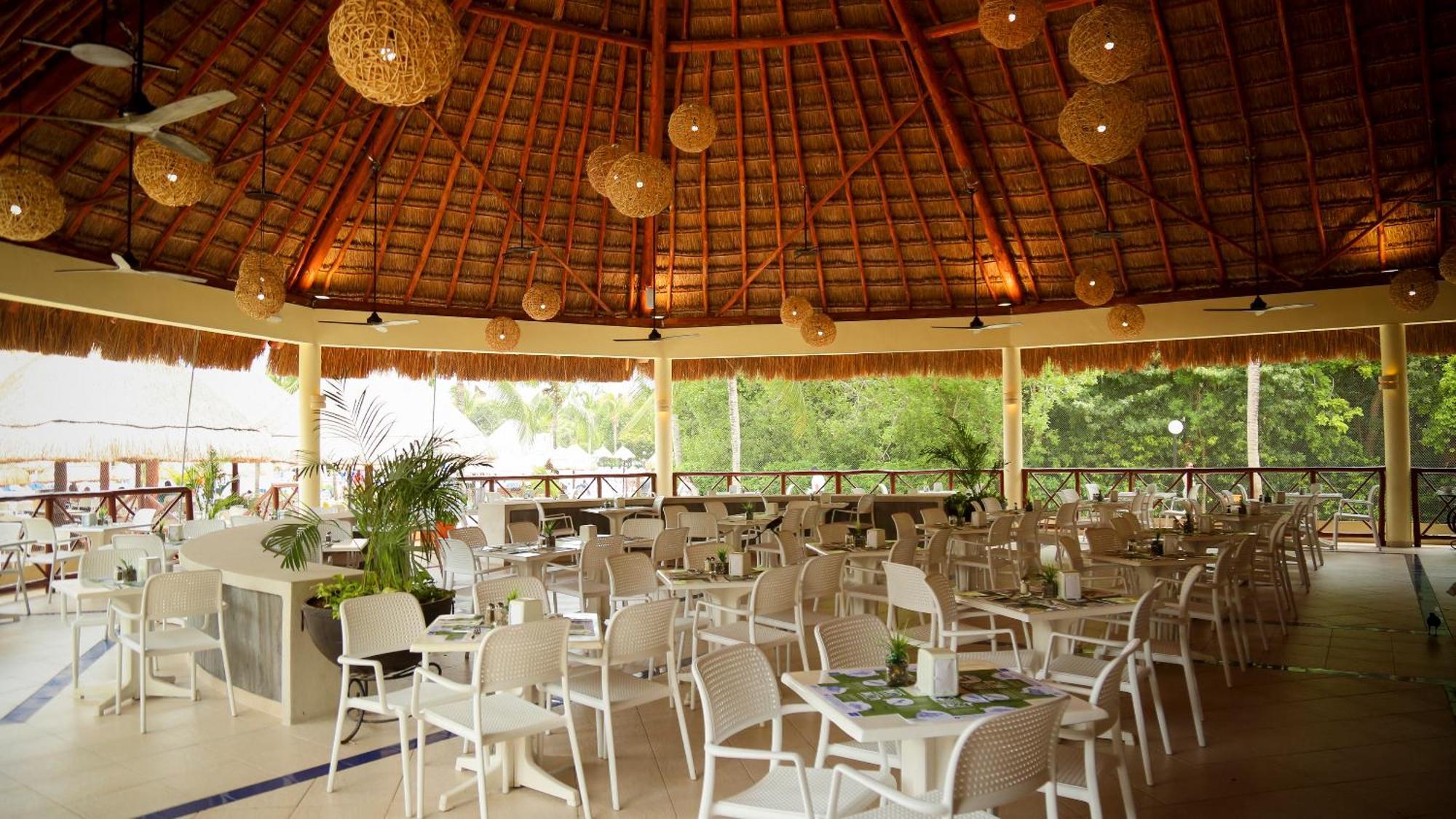 Bahia Principe Grand Coba - Resort