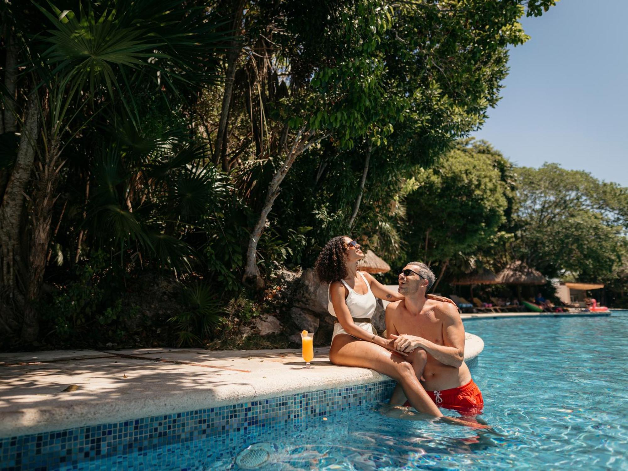 Grand Sirenis Riviera Maya &