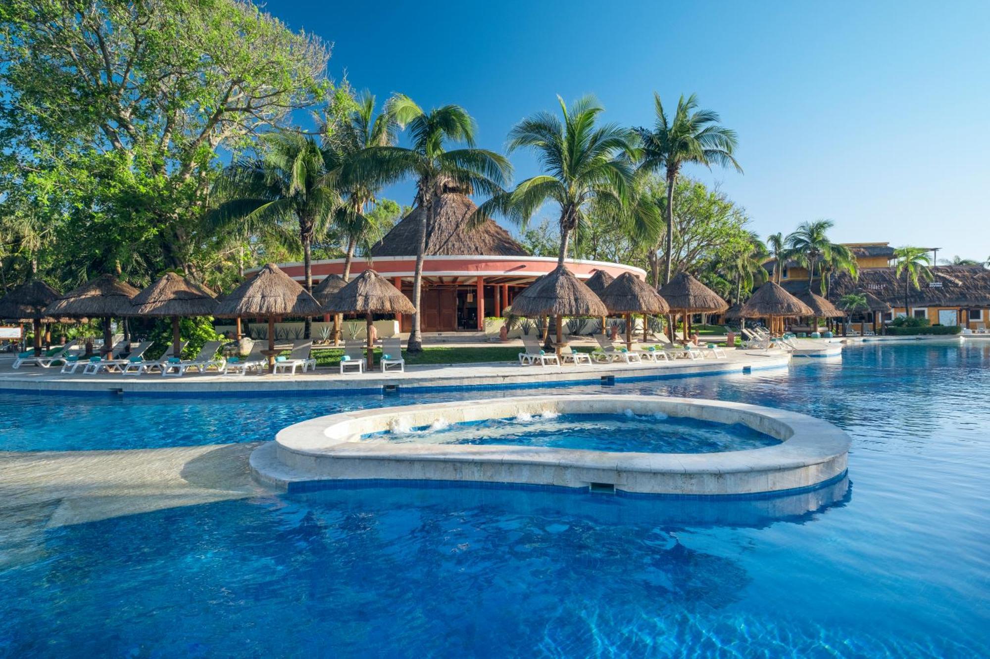Resort Iberostar Waves Quetzal