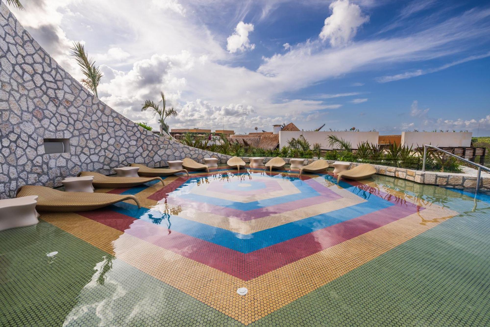 Resort Xcaret Mexico Parks Fun Inclusive (adults Only) Los Dos Compadres