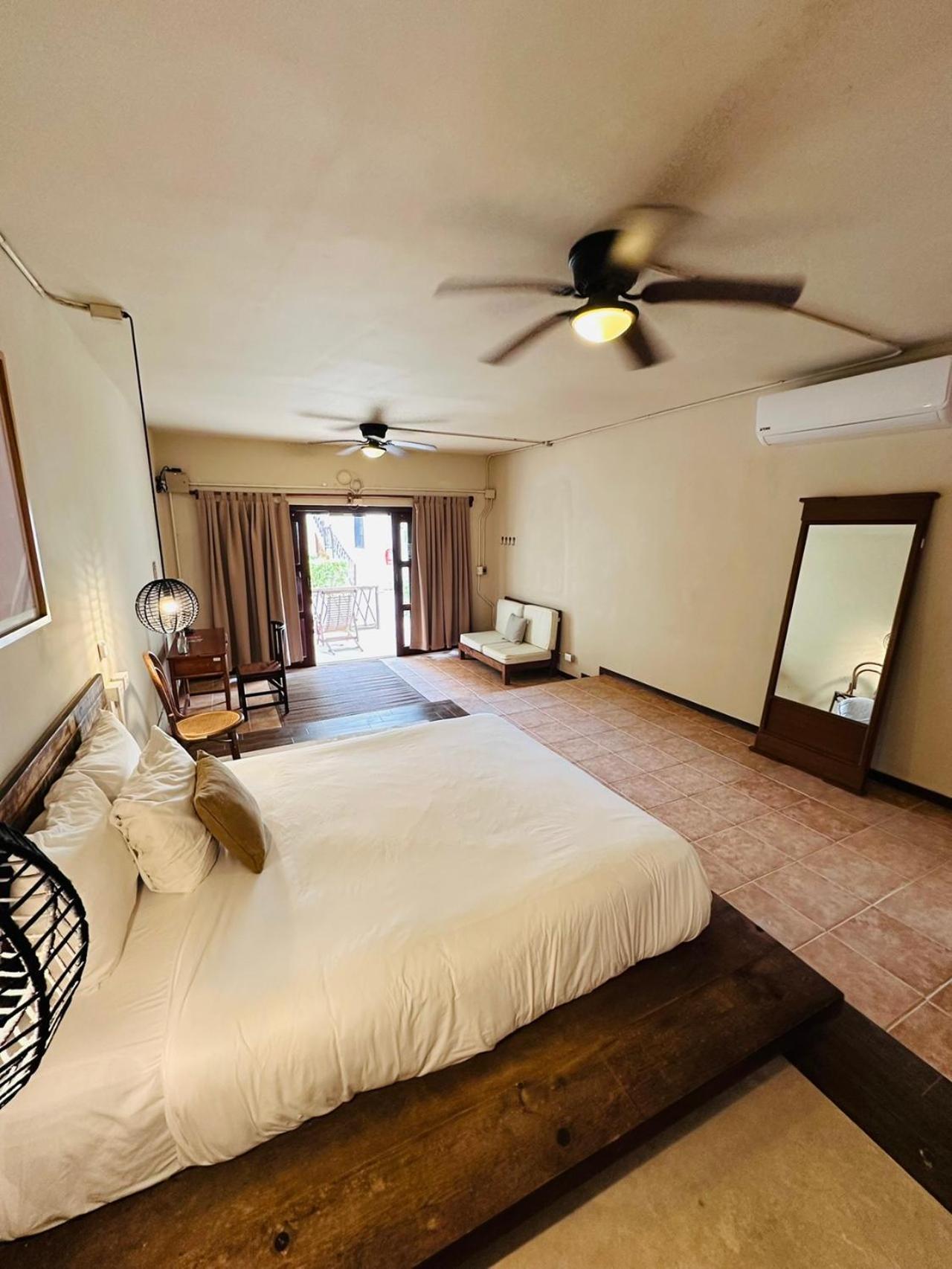 Hotel Mia Tulum Beachfront Resort - Ocean View Suites And Beach Club 4*