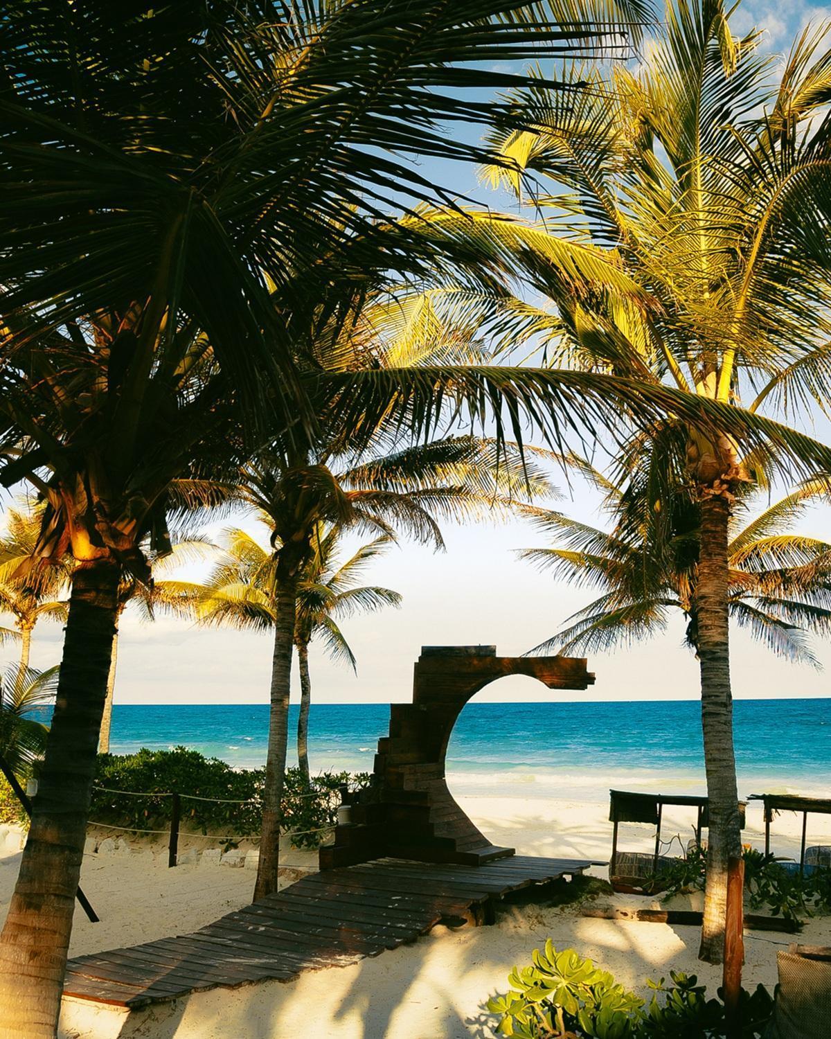 Hotel Mia Tulum Beachfront Resort - Ocean View Suites And Beach Club 4*