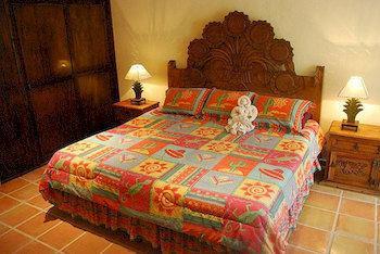 Casa Colonial *