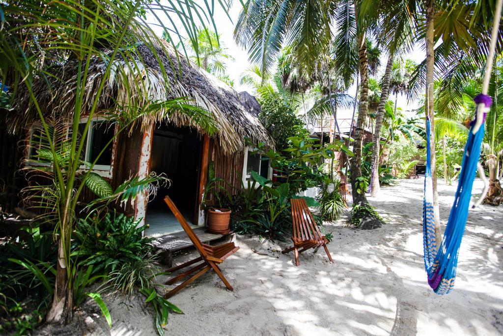 Hotel Akiin Beach 3*