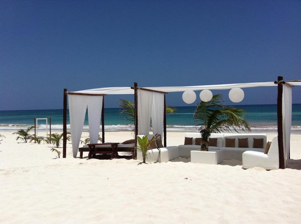 Akiin Beach Hotel
