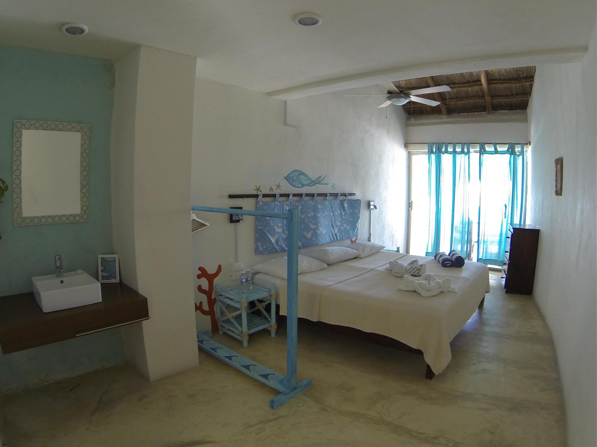 Hotel Playa Kin Ha
