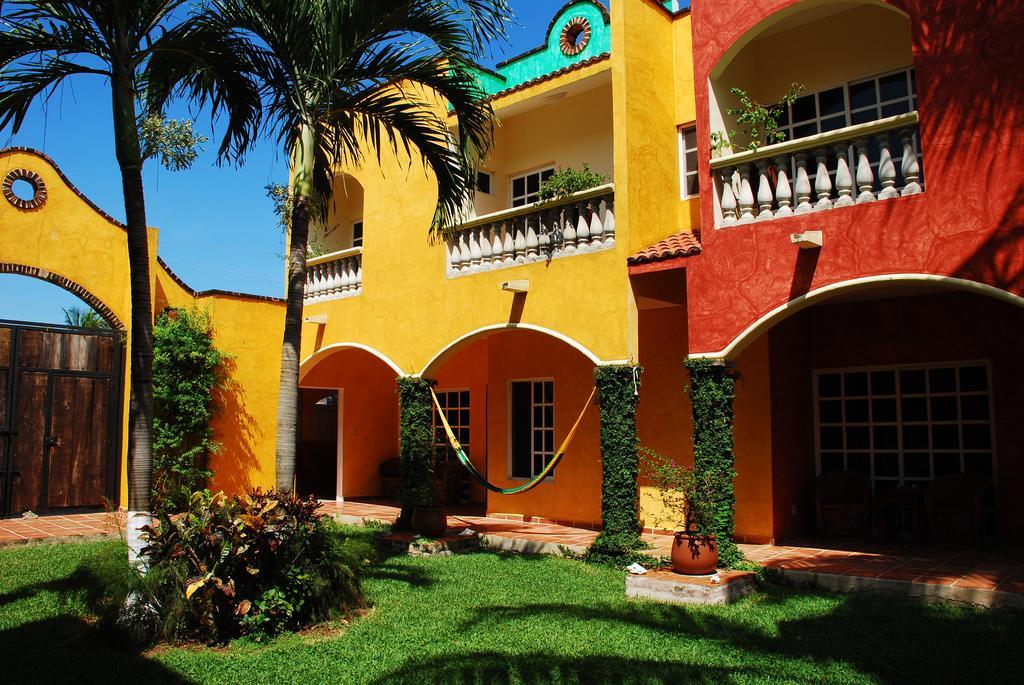Casa Colonial *