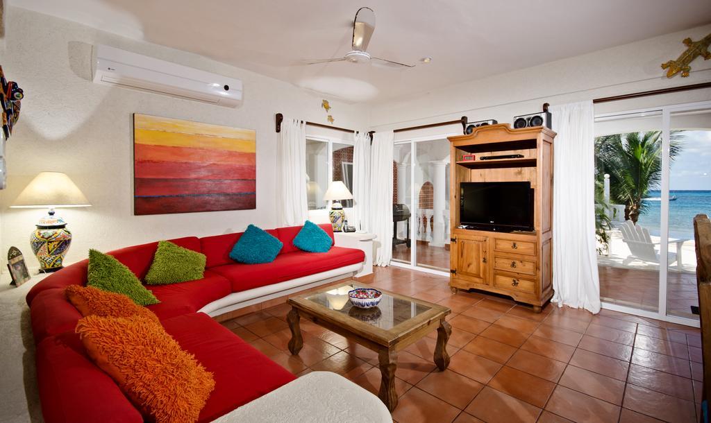 Chango - Beachfront Villa Cozumel