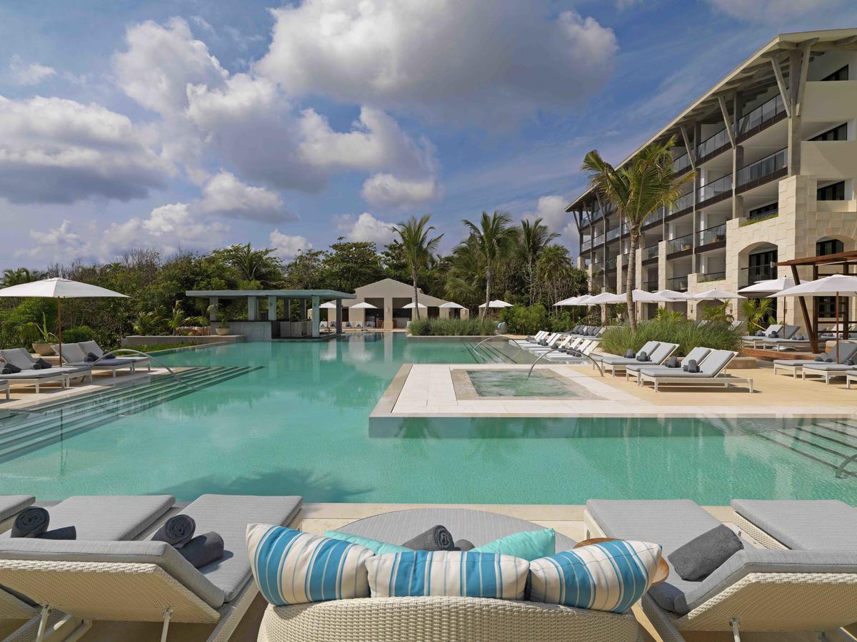 Riviera Maya Unico 20°87° Akumal