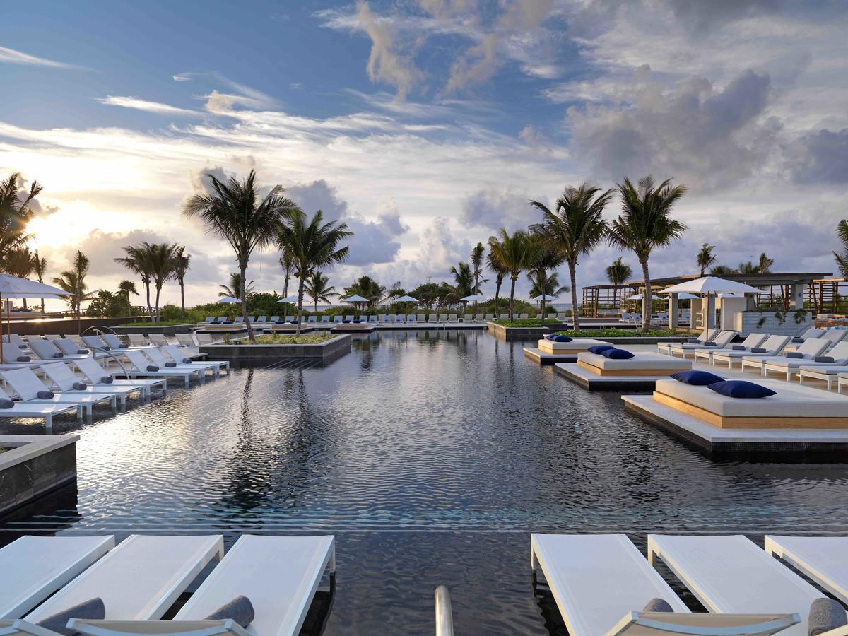 Riviera Maya Unico 20°87° Resort 5*