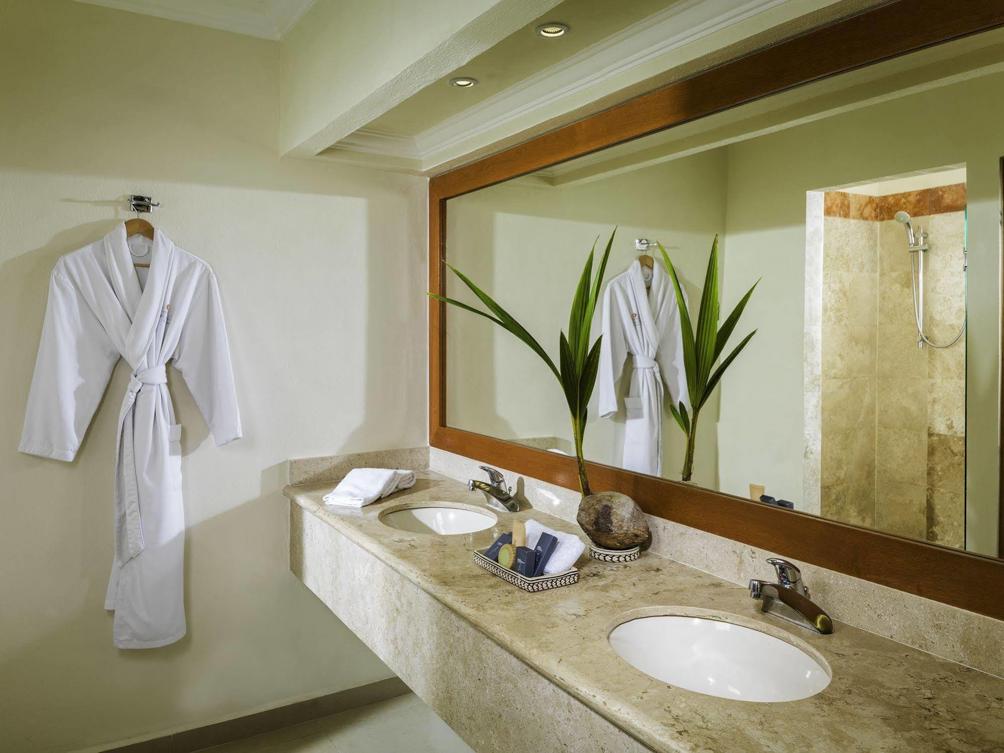El Dorado Seaside Palms Adults Only 4* Xetna