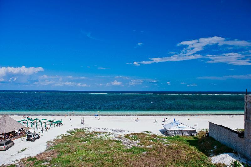 Aparthotel Vela's Ocean Front 3*