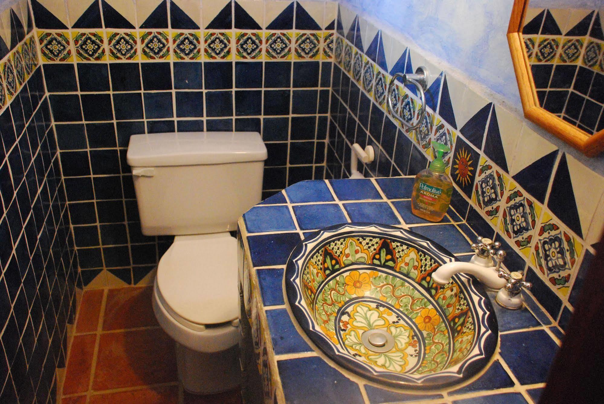 Casa Colonial *