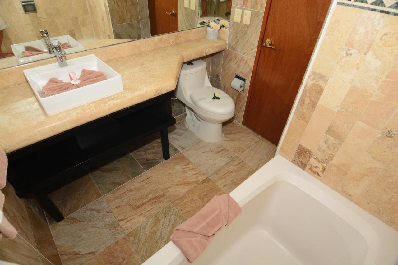 Rinconada Del Sol 2br By Baitna *