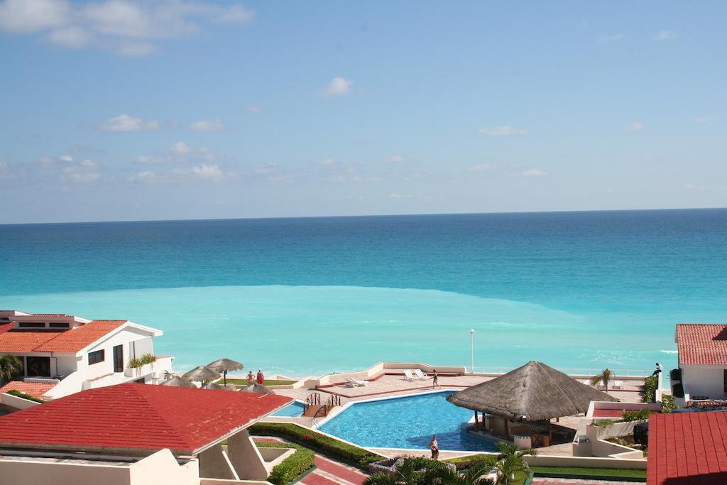 Aparthotel Vela's Ocean Front Puerto Morelos