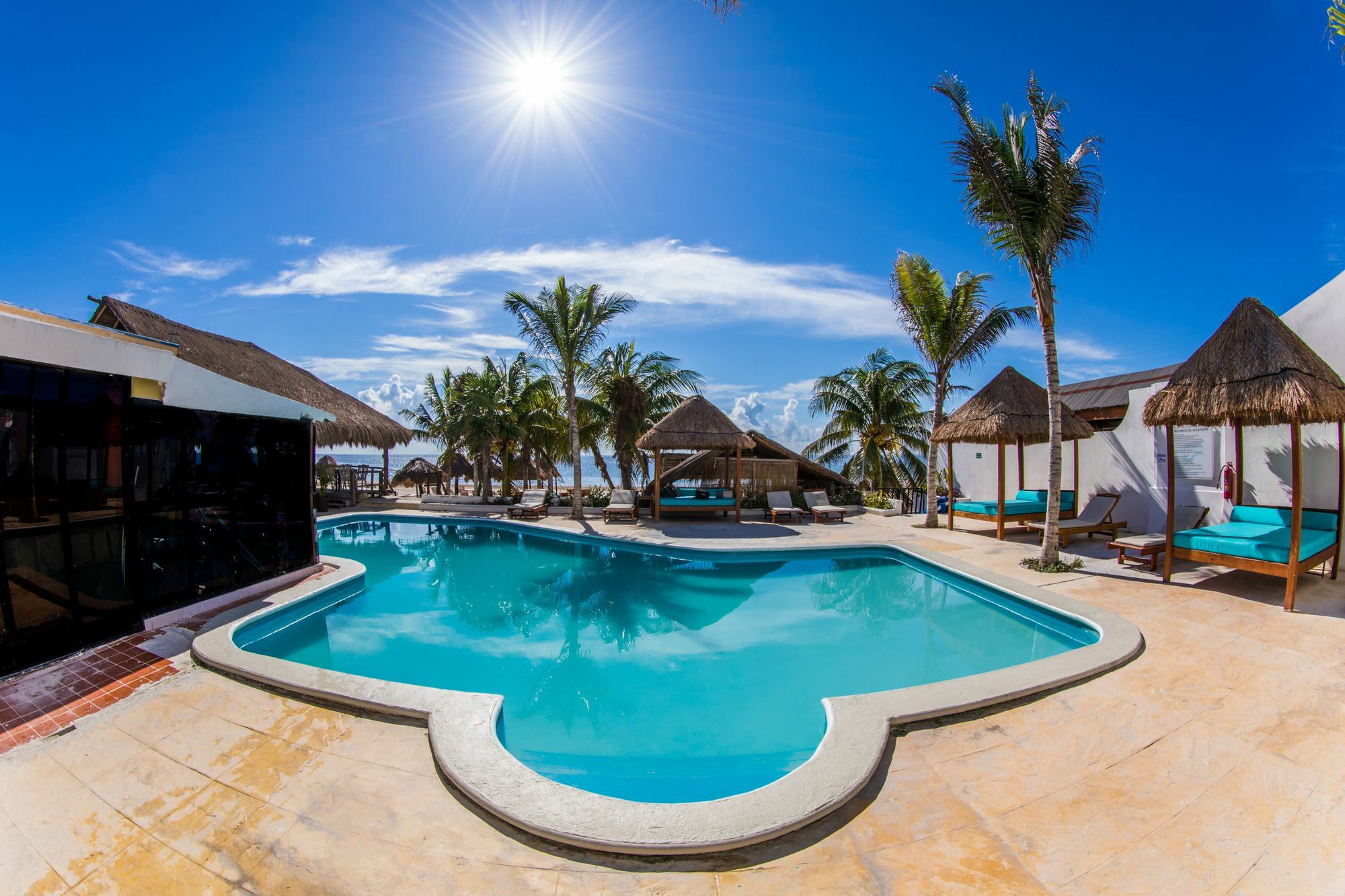 Hotel Ojo De Agua 2*