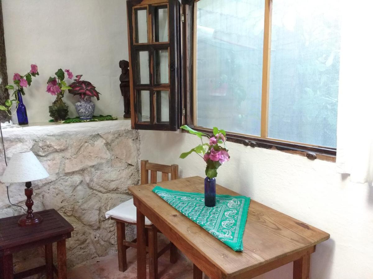 Casitas Kinsol Hotel