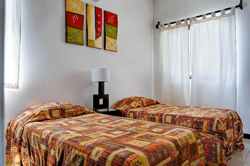 Vela's Ocean Front 3*